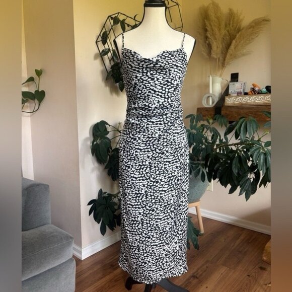 Chic Black & White Animal Print Slip Dress - Picture 1 of 6